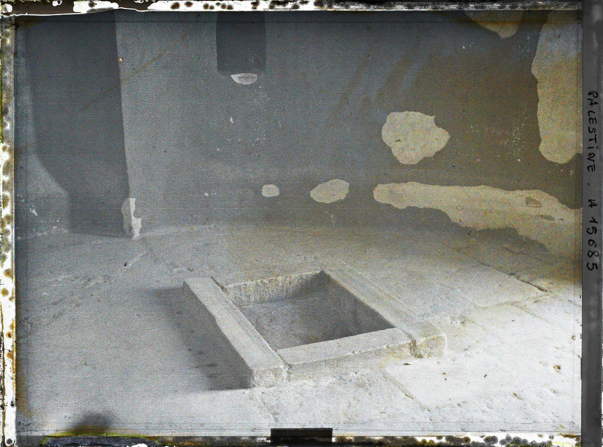 Chi tiết nội thất của mhà nguyện Chúa lên trời, một nơi linh thiêng trên Núi Ô-liu, được tin là nơi chúa Jesus đã tập họp các tông đồ trước khi Chúa lên trời 40 ngày sau khi sống lại.