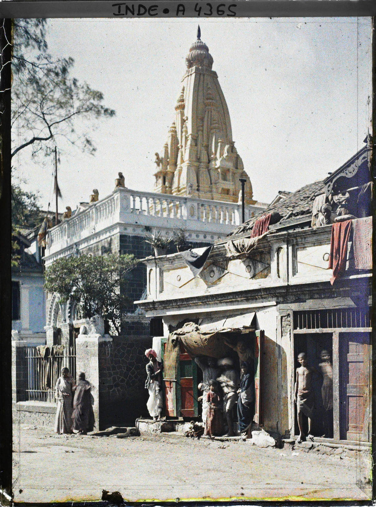 Ngôi đền thờ thần Hanuman ở Bombay.