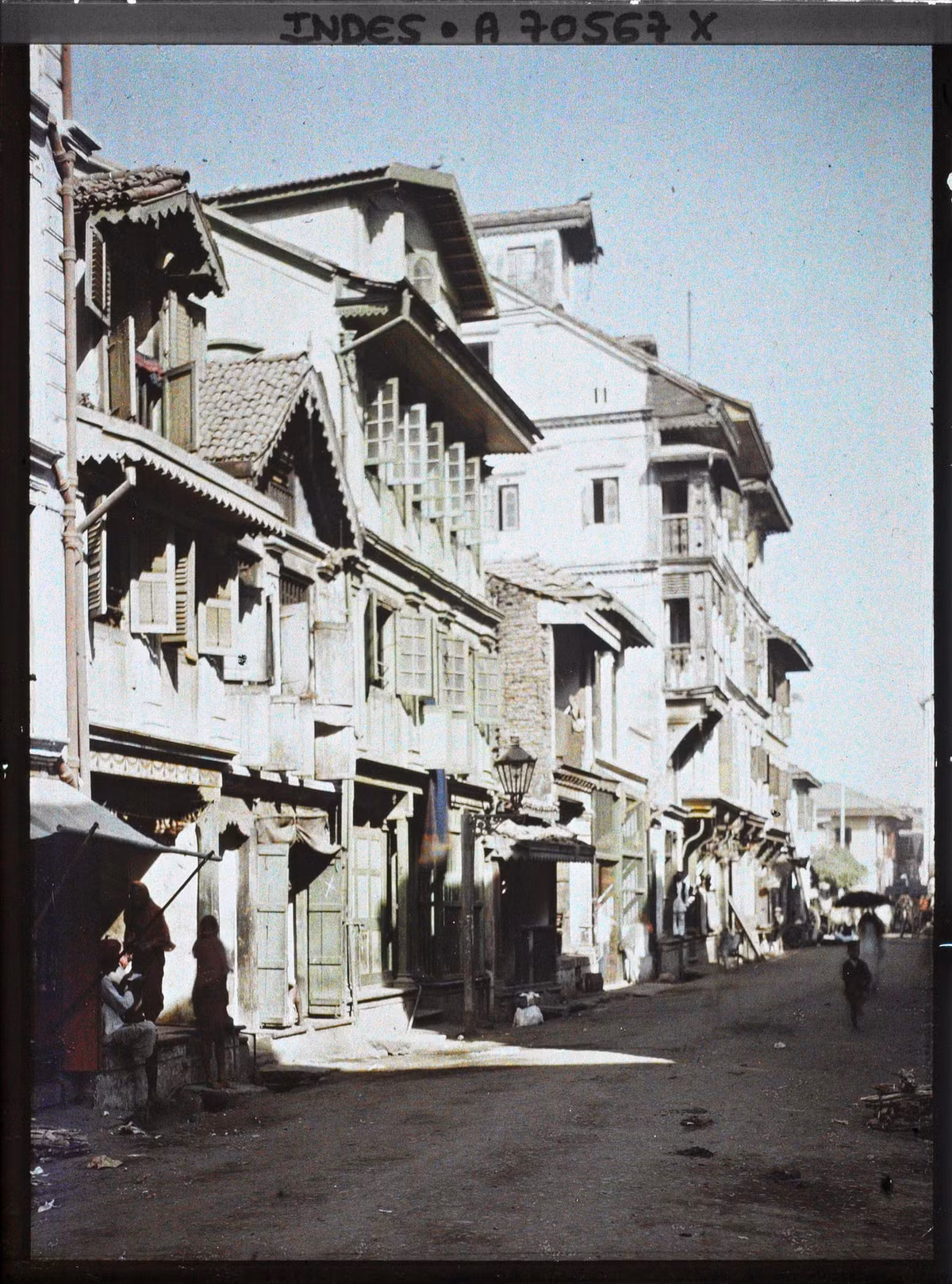 Khung cảnh đường phố Bombay năm 1913. Ảnh: Stéphane Passet / Collections.albert-kahn.hauts-de-seine.fr.