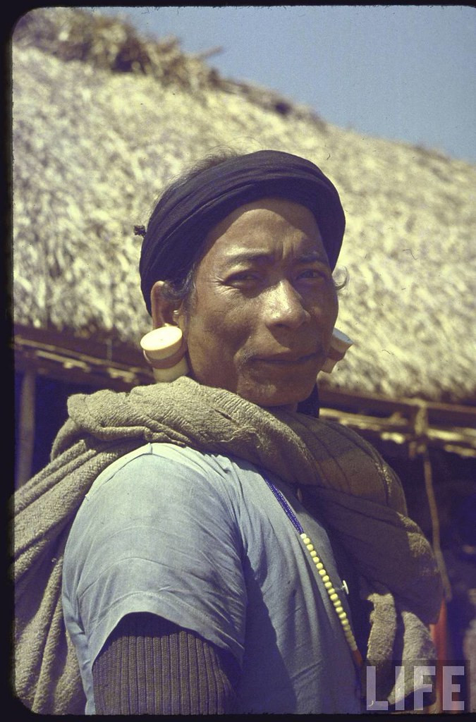 Chân dung một người đàn ông dân tộc Xơ Đăng.