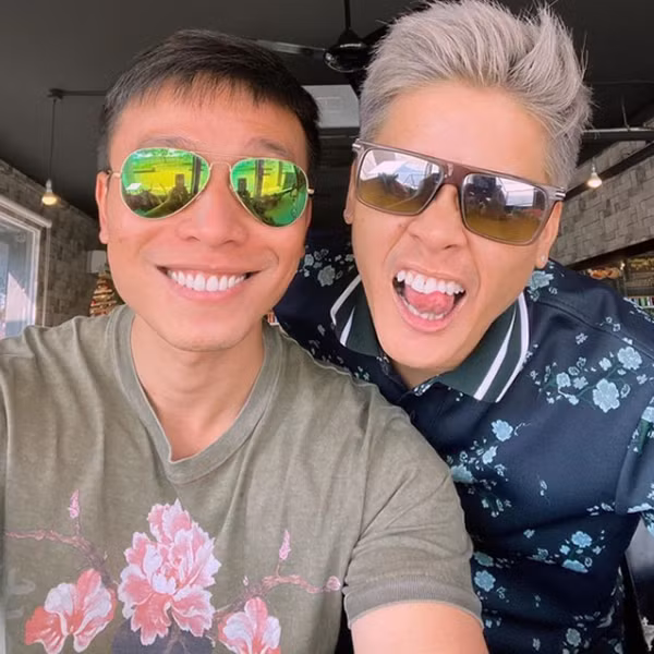 Hon nhan dong tinh cua nam bien dao mua noi tieng