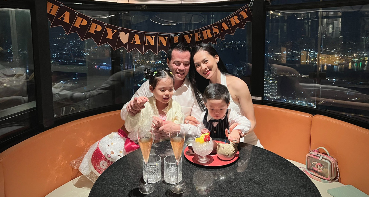 Hon nhan cua nguoi dep Sang Le va chong doanh nhan