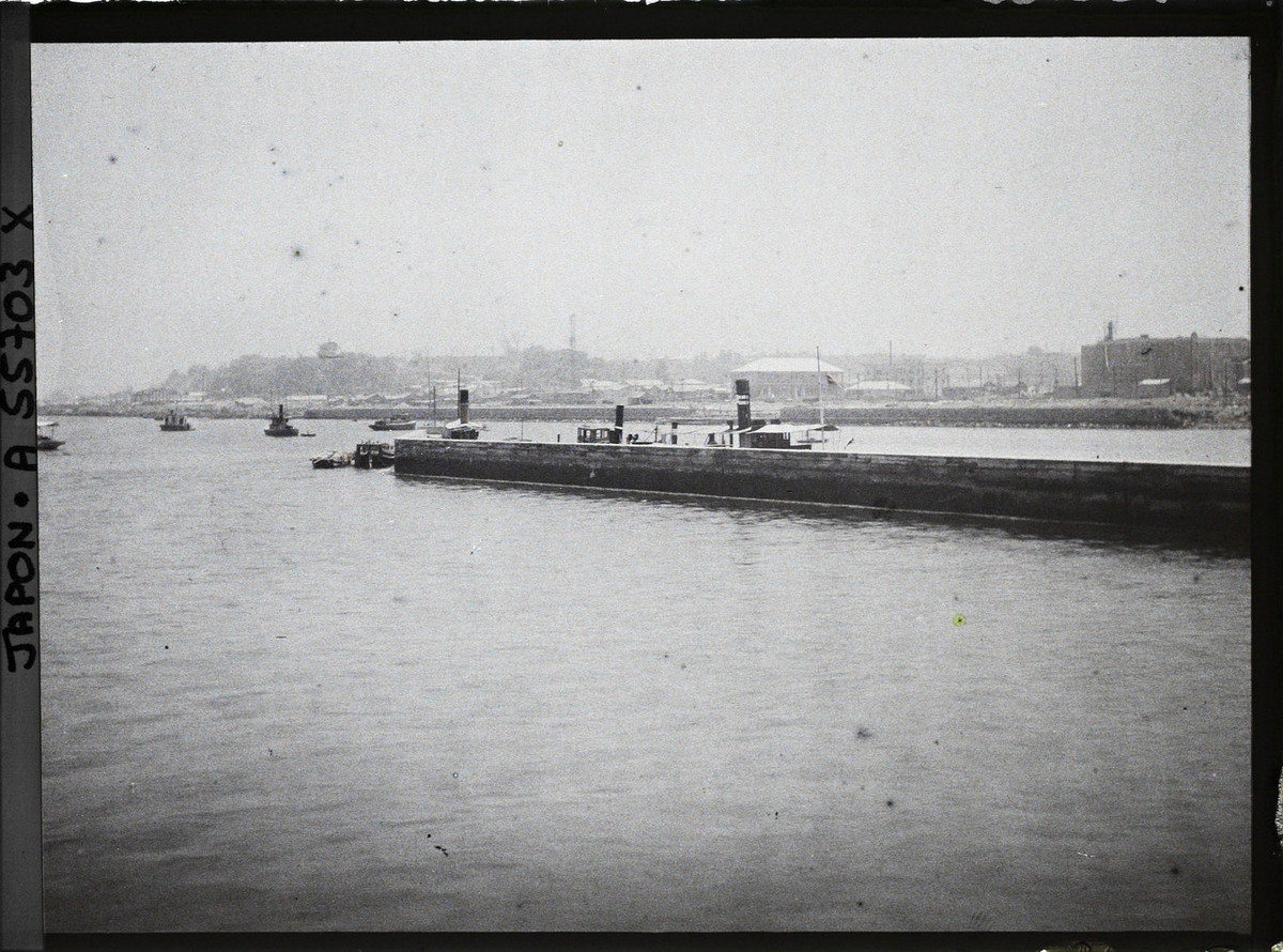 Quang cảnh ở khu vực cảng Yokohama.