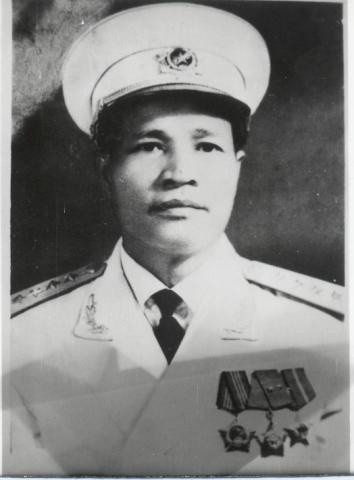 Đại tướng Nguyễn Chí Thanh (1914–1967) là một vị tướng lỗi lạc của Quân đội Nhân dân Việt Nam. Tháng 8/1945, ông được bầu làm Bí thư Khu ủy khu IV và được cử đi dự Quốc dân Đại hội ở Tân Trào. Trong Đại hội Đảng ở Tân Trào, ông được bầu vào Ban chấp hành Trung ương Đảng và được chỉ định làm Bí thư Xứ ủy Trung Kỳ có nhiệm vụ theo dõi và tổ chức giành chính quyền tại Trung Kỳ trong Cách mạng tháng 8.