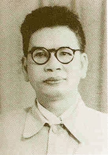 Nhà cách mạng Trần Huy Liệu, người soạn Quân lệnh số 1 phát lệnh Tổng khởi nghĩa toàn quốc trong cuộc Cách mạng tháng Tám trở thành Bộ trưởng Bộ Tuyên truyền.