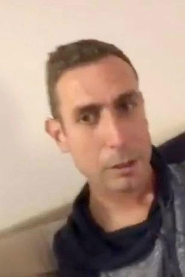 Trong tai noi tieng David Coote bi Premier League sa thai-Hinh-2