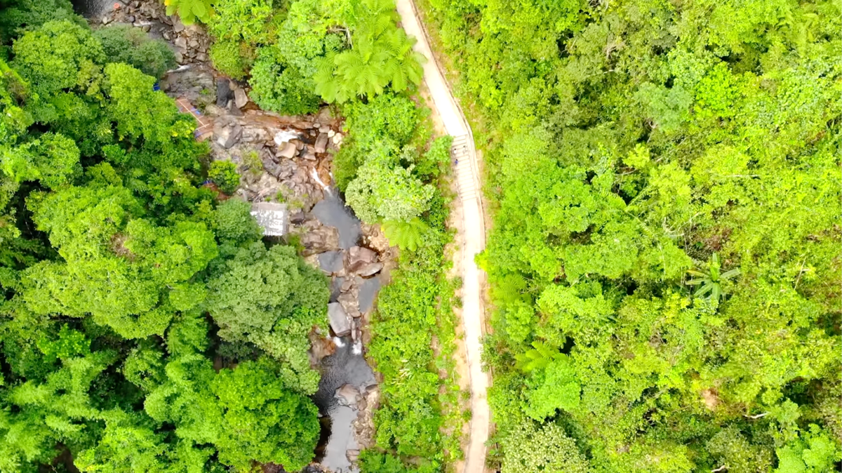 Chuyen du lich ve mien dat chua dung nhieu cau chuyen lich su-Hinh-2