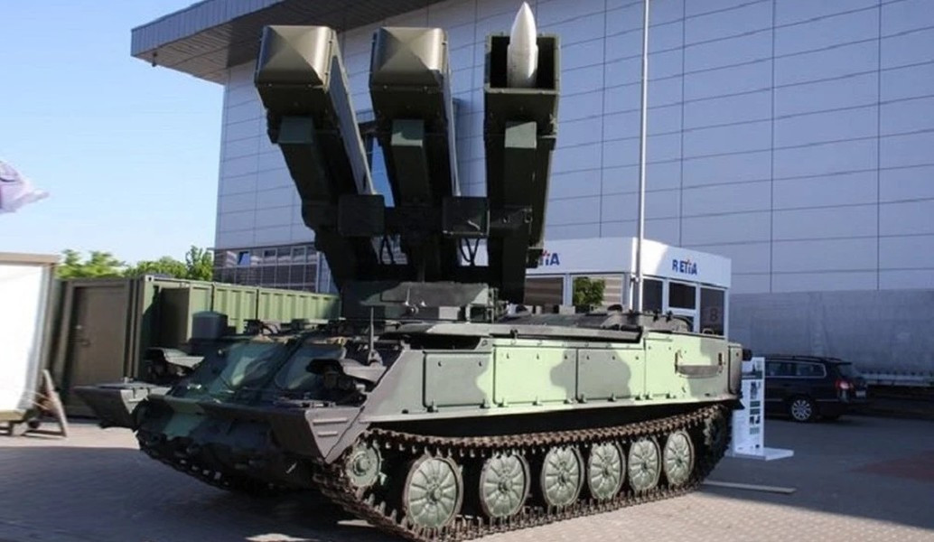 Không quân Ukraine tháng 11/2023 tuyên bố thử nghiệm thành công tổ hợp phòng không quái vật Frankenstein trên thao trường tại Mỹ. Theo TWZ, AFP, Reuters.