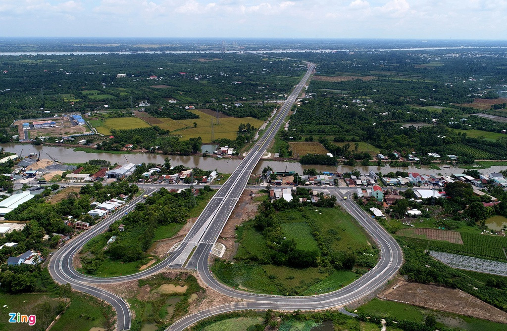 Thành phố Cao Lãnh là đô thị loại II, tỉnh lỵ của Đồng Tháp. Ngoài Cao Lãnh, tỉnh Đồng Tháp còn 2 thành phố trực thuộc khác gồm thành phố Sa Đéc và thành phố Hồng Ngự.