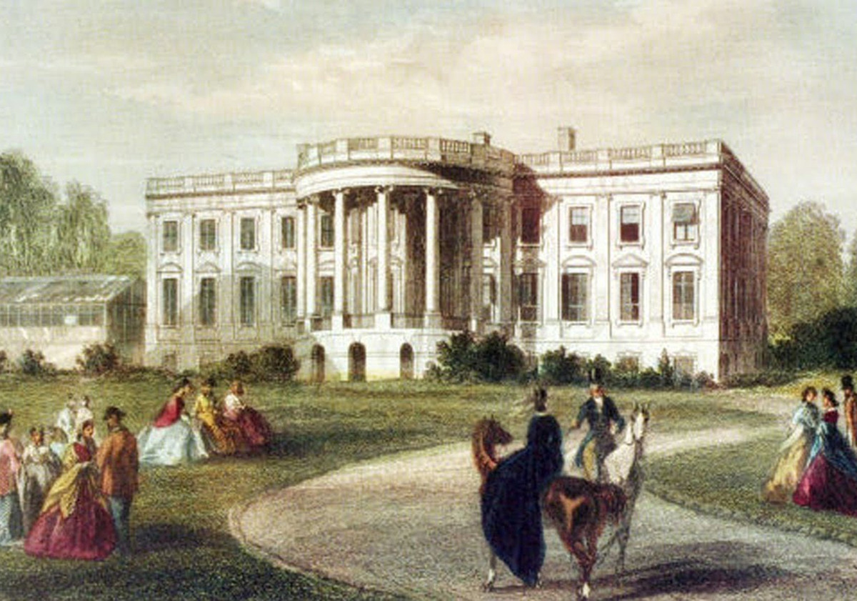 Vào các thời kỳ khác nhau trong lịch sử, Nhà Trắng từng được gọi với những cái tên như President’s Palace (dinh tổng thống), President’s House (nhà tổng thống) và Executive Mansion (dinh điều hành).