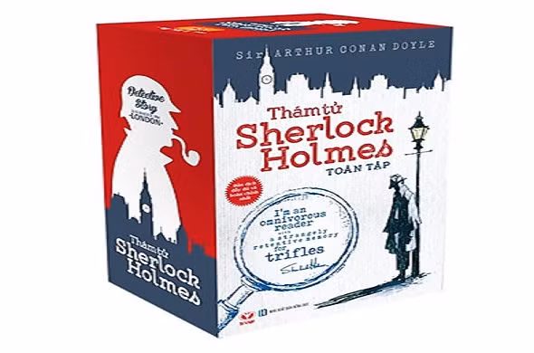 Nhân vật này đã xuất hiện trong 4 tiểu thuyết và 56 truyện ngắn của nhà văn Conan Doyle. Hầu như tác phẩm đều được viết dưới dạng ghi chép của bác sĩ John H. Watson, người bạn thân thiết và người ghi chép tiểu sử của Holmes. Hai tác phẩm được viết dưới dạng ghi chép của chính Holmes (Người lính bị vảy nến, Cái bờm sư tử) và 2 tác phẩm khác viết bằng ngôi thứ ba (Cung đàn sau cuối, Viên đá Mazarin). Ảnh: NXB Văn học.
