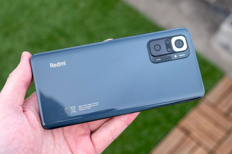 iaomi Redmi Note 10 Pro Max có 4 camera sau. Trong đó, cảm biến chính độ phân giải 108 MP, khẩu độ f/1.9 tích hợp công nghệ lấy nét theo pha kép. Ống kính thứ hai 8 MP, f/2.2 với góc rộng 118 độ. Cảm biến macro 5 MP, f/2.4 và ống kính chiều sâu 2 MP, f/2.4.