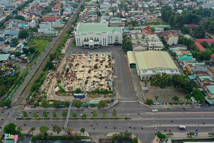 Với diện tích tự nhiên hơn 264 km2, dân số hơn 1,2 triệu người, thành phố Biên Hòa của tỉnh Đồng Nai cũng là địa phương có dân số đông nhất ở nước ta hiện nay.