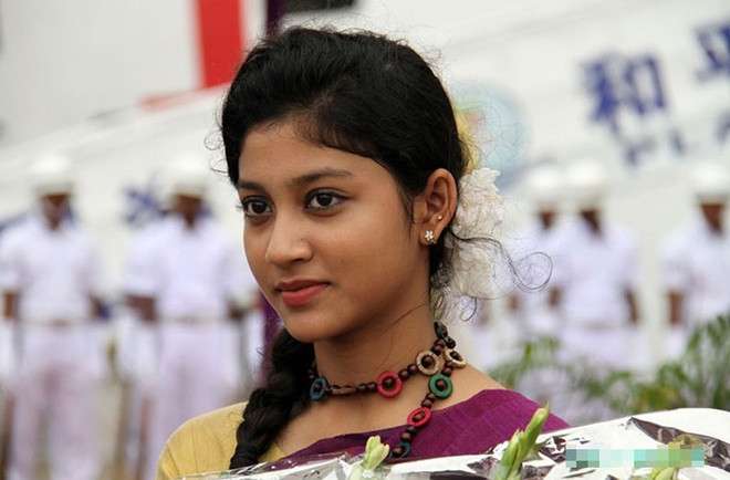 br/> Bangladesh là một trong những quốc gia Hồi giáo lớn nhất thế giới, với hơn 80% dân số (148 triệu người), là tín đồ Hồi giáo Sunni - nhánh lớn nhất của đạo Hồi.