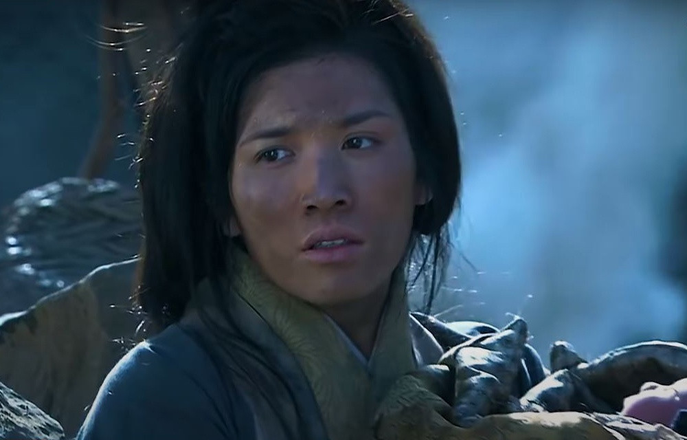 Năm 208, Tào Tháo khởi binh đánh Kinh Châu, Lưu Tông hàng Tào Tháo. Lưu Bị bỏ chạy về phía nam, bị quân Tào truy kích đến tận Đương Dương - Tràng Bản, thất lạc cả gia quyến. May nhờ có Triệu Vân phá vòng vây, cứu được Cam Phu Nhân và sau đó tìm thấy My phu nhân (bị thương nặng ở đùi) đang bế A Đẩu (con của Lưu Bị với Cam Phu nhân). Tuy nhiên, do sợ vướng chân Triệu Vân, My phu nhân đã gieo mình xuống giếng khô tự vẫn.