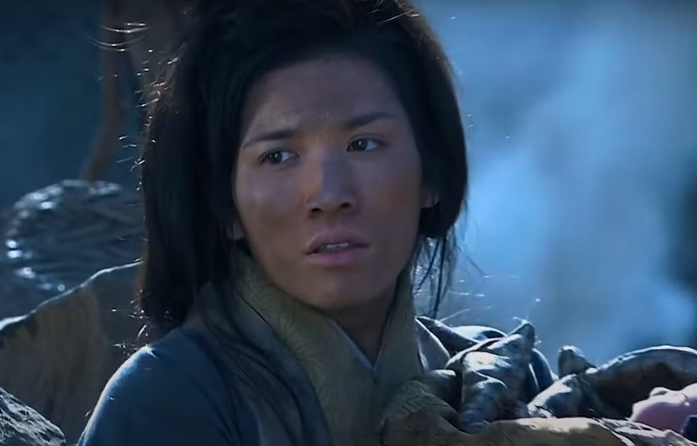 Năm 208, Tào Tháo khởi binh đánh Kinh Châu, Lưu Tông hàng Tào Tháo. Lưu Bị bỏ chạy về phía nam, bị quân Tào truy kích đến tận Đương Dương - Tràng Bản, thất lạc cả gia quyến. May nhờ có Triệu Vân phá vòng vây, cứu được Cam Phu Nhân và sau đó tìm thấy My phu nhân (bị thương nặng ở đùi) đang bế A Đẩu (con của Lưu Bị với Cam Phu nhân). Tuy nhiên, do sợ vướng chân Triệu Vân, My phu nhân đã gieo mình xuống giếng khô tự vẫn.