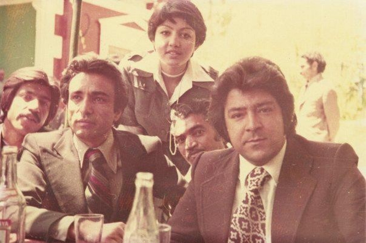 Cách đây hơn nửa thế kỷ, phụ nữ ở Afghanistan có thể theo đuổi nghề y. Phụ nữ và đàn ông có thể tới rạp chiếu phim cùng nhau hay gặp nhau ở trường đại học.