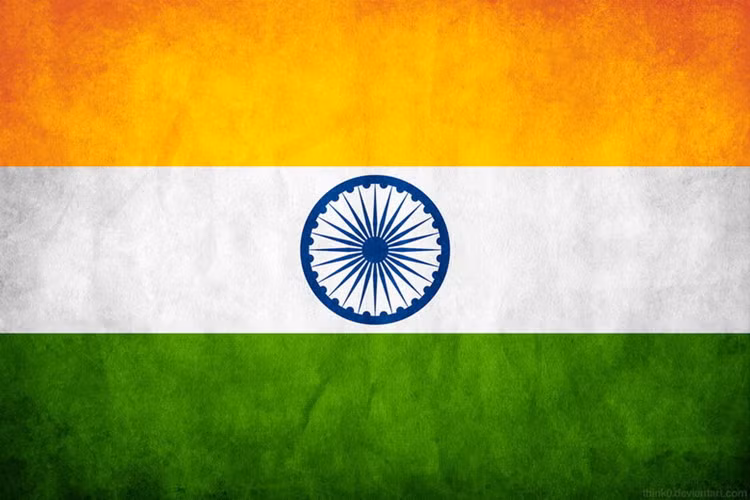 Quốc khánh Ấn Độ là ngày 15/8/1947, ngày thực dân Anh trao trả độc lập cho Ấn Độ. Đây là thành quả của một phong trào đấu tranh sâu rộng của nhân dân Ấn Độ từ đầu thế kỷ 20, trong đó nổi lên vai trò của lãnh tụ Mahatma Gandhi với phương châm đấu tranh bất bạo động. Sự độc lập này cũng gắn liền với việc Pakistan tách khỏi Ấn Độ ngày 14/8/1947 để trở thành một quốc gia riêng, dẫn đến nhiều cuộc chiến tranh về sau này giữa hai nước.