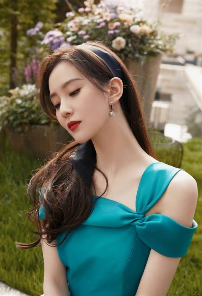 Nhung my nhan Hoa Ngu so huu chiec 