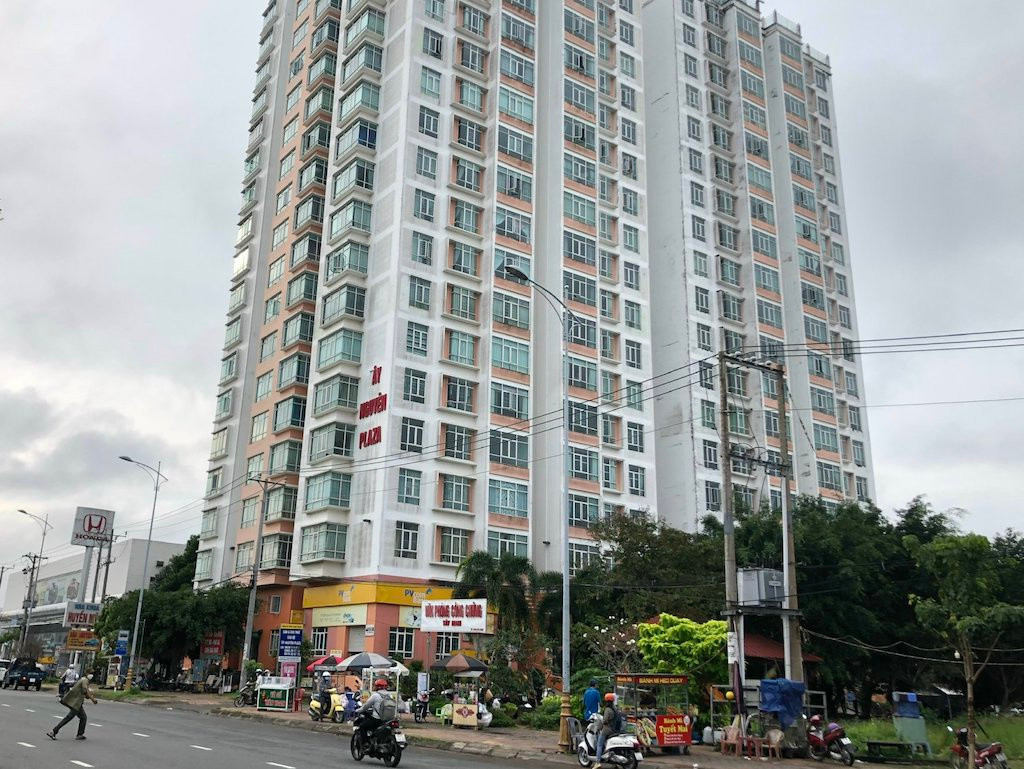 Bi phat 400 trieu dong vi dung kinh phi bao tri chung cu trai quy dinh