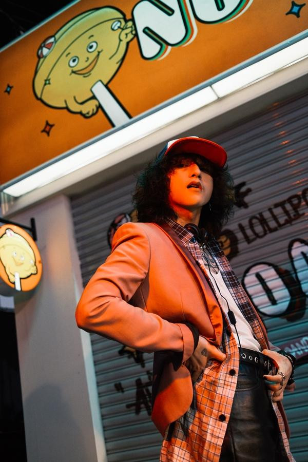 MV moi cua Son Tung M-TP gay tranh cai vi hinh anh tieu cuc