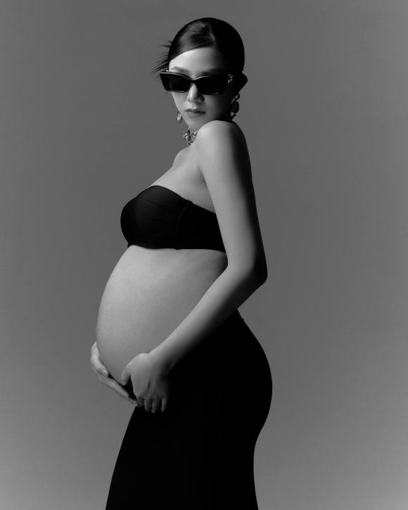 Salim khoe bụng bầu tháng cuối với trang phục xuyên thấu - Hình 10 Salim khoe bung bau thang cuoi voi trang phuc xuyen thau-Hinh-10