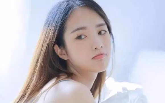 Ba chom sao nu co kha nang thu hut nguoi khac phai-Hinh-2