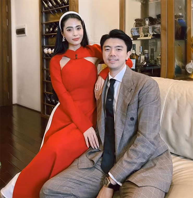 Kể từ khi kết hôn với ông xã chồng Văn Quỳnh - cháu nội thầy giáo Văn Như Cương, ca nương Kiều Anh gần như rút khỏi showbiz, tập trung phát triển công việc kinh doanh