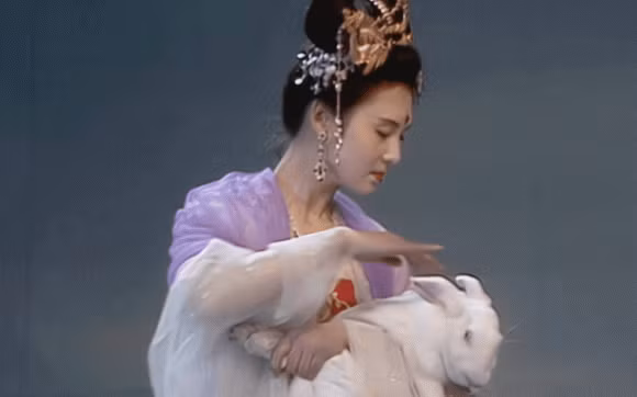 Tru Bat Gioi thuc su bi duoi ra khoi thien dinh vi toi hao sac?-Hinh-3