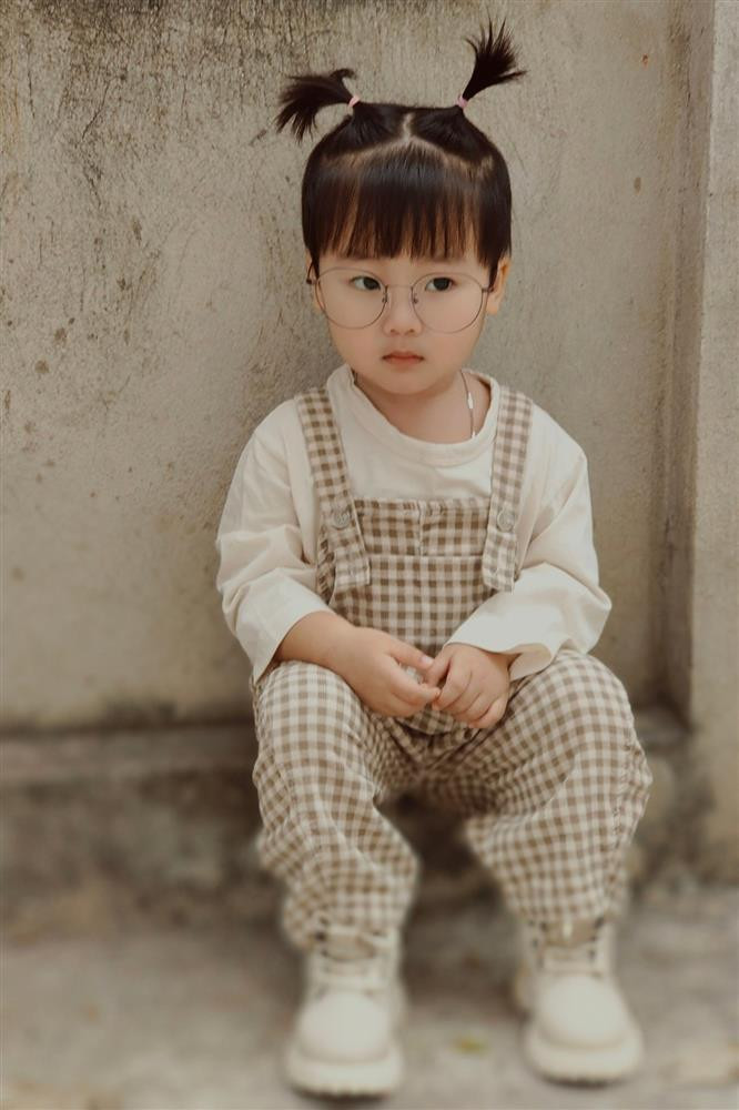 Hòa Minzy công khai ảnh sinh nở sau hơn 2 năm giấu kín - Hình 5 Hoa Minzy cong khai anh sinh no sau hon 2 nam giau kin-Hinh-5