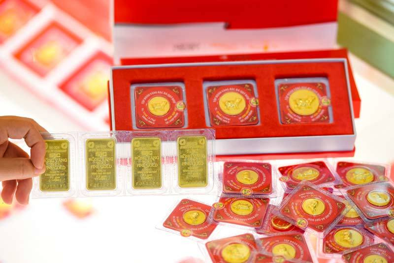 Gia vang hom nay 18/8: Suc mua tang vot, lai tang dung dung