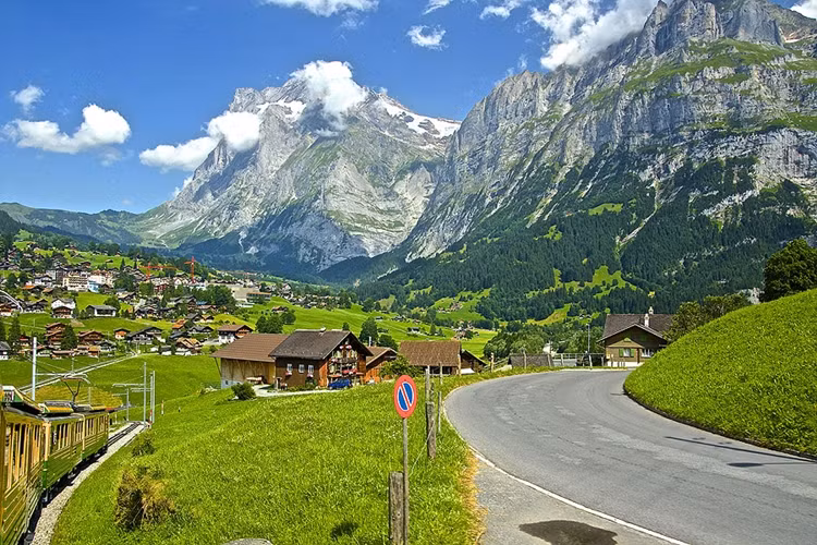 Phong cảnh nông thôn Thụy Sĩ.