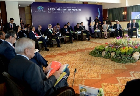 Hội nghị cấp bộ trưởng APEC ở Bali, Indonesia.