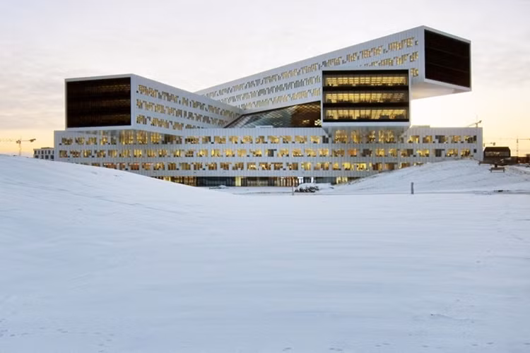 Về hạng mục công sở, văn phòng của tập đoàn dầu khí Na Uy Statoil đoạt giải nhất.