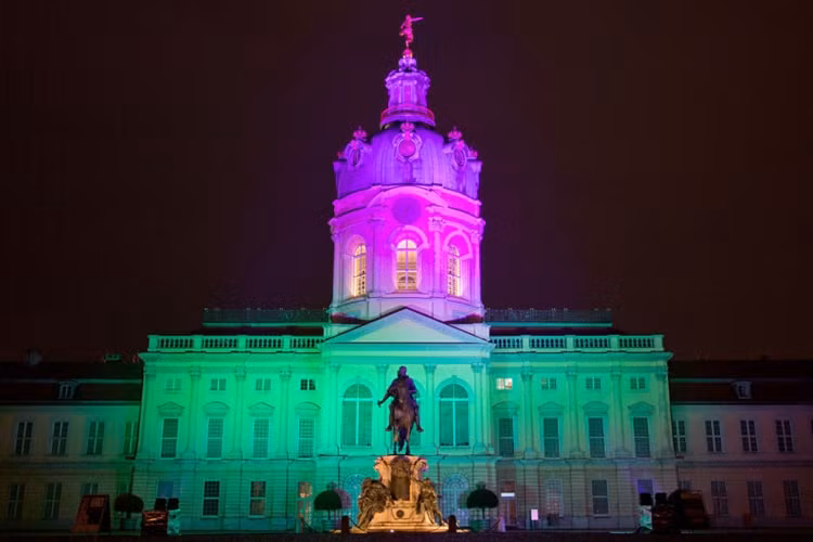Lâu đài Charlottenburg cổ kính mỗi năm lại có một diện mạo hoàn toàn mới lạ.