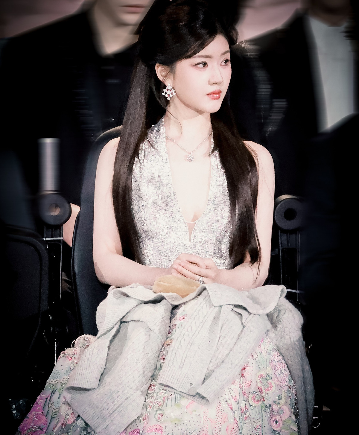 Dich Le Nhiet Ba trong gia hon tuoi that-Hinh-11