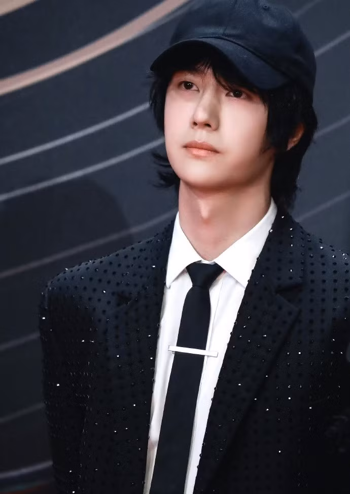 Dich Le Nhiet Ba trong gia hon tuoi that-Hinh-26