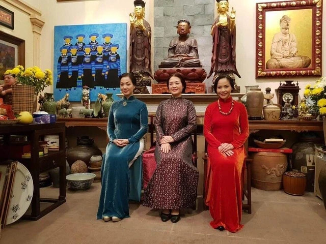 Gia dinh co nhieu Nghe si Nhan dan, NSUT o Viet Nam-Hinh-2