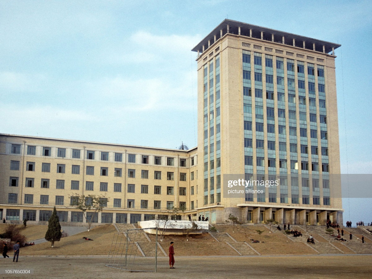 Toản cảnh Cung Thiếu nhi Bình Nhưỡng.