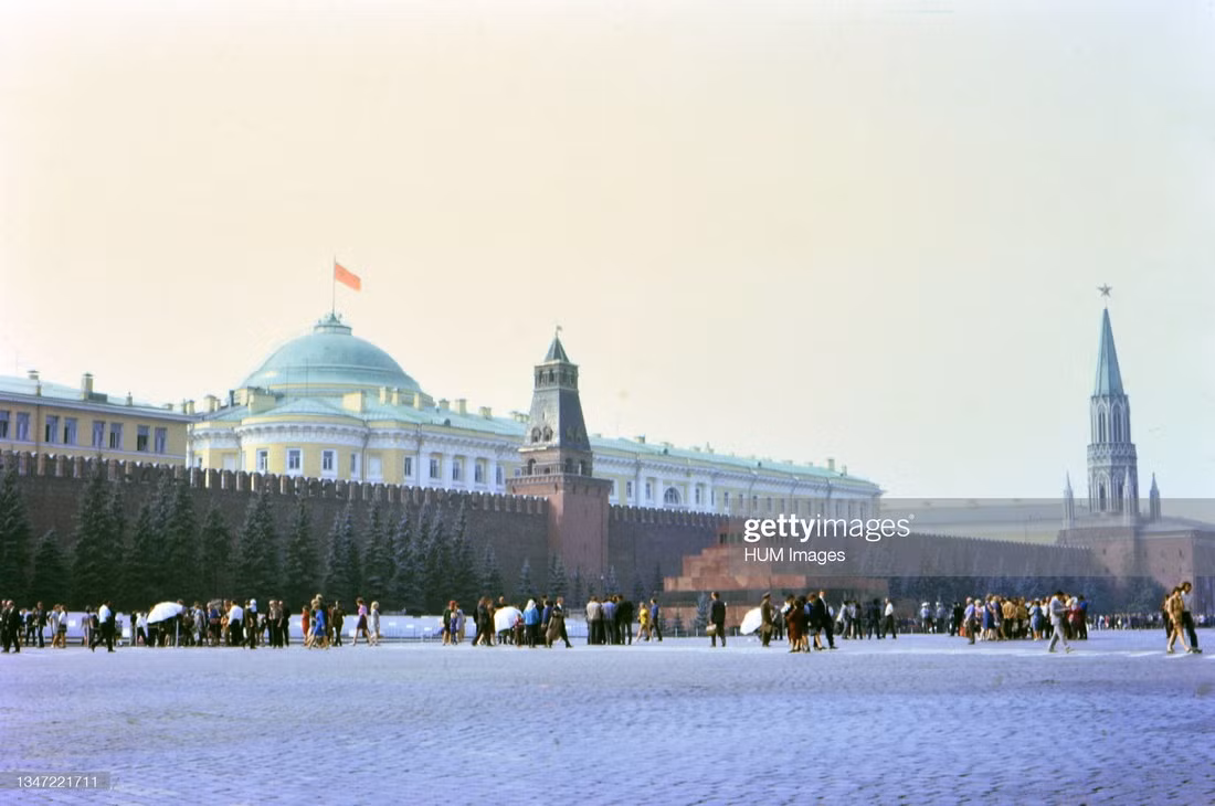 Khung cảnh Quảng trường Đỏ và Điện Kremly, Moscow, Nga năm 1972. Ảnh: Getty Images.