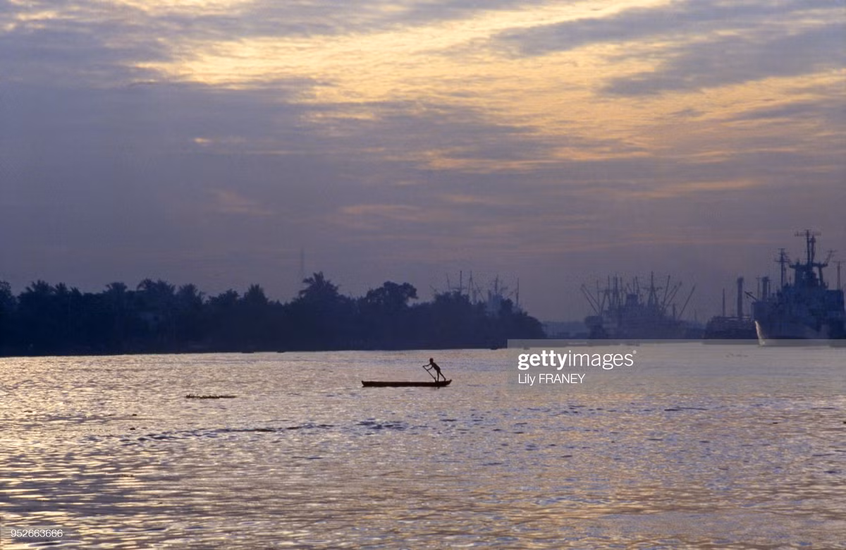 Hoàng hôn trên dòng Mekong.