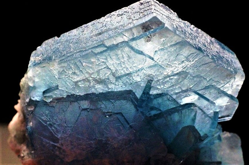 Hai người đã bán chiếc máy cho một bãi phế liệu địa phương vào ngày 13/9/1987. Năm ngày sau, các công nhân tại bãi phế liệu này đã tháo dỡ chiếc máy và moi ra một vật tỏa ánh sáng màu xanh rất đẹp.