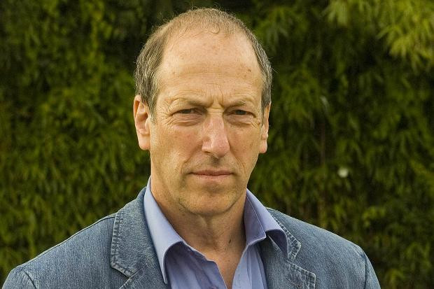 GS David Canter, một thành viên ban điều tra, đã xây dựng hồ sơ tâm lý của kẻ tấn công. Ông đưa nhận định “Kẻ Hiếp dâm Đường sắt” là một cư dân đã lập gia đình nhưng chưa có con ở khu vực Kilburn của London, có tiền sử bạo lực gia đình.