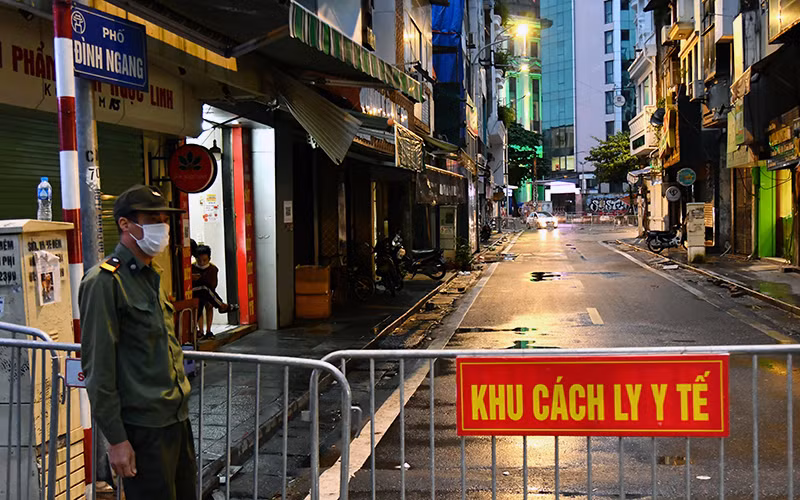 Bay ngay qua, binh quan moi ngay co 3.374 ca mac moi COVID-19