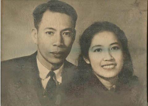 Cao Văn Khánh - Nguyễn Thị Ngoc Toàn chụp năm 1955 tại Hà Nội…