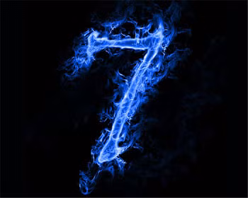 Số 7: Là người kín đáo về mặt tình cảm. Nhiều người sống độc thân suốt đời và thích tư tưởng của mình hơn của kẻ khác. Kiếp trước cũng như kiếp này, họ là những nhà tư tưởng nhạy cảm và có khi có khả năng thấu thị hoặc ngoại cảm. Nhưng ở mặt tiêu cực, số 7 thường quá chú tâm đến tư tưởng và tín lý thần bí đến nỗi xa rời đời sống thực tại.