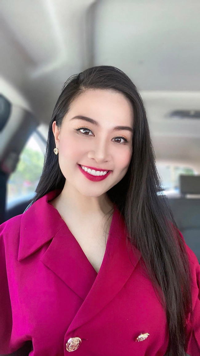 Hà Phương còn là người phụ nữ biết quan tâm, chăm sóc bản thân.