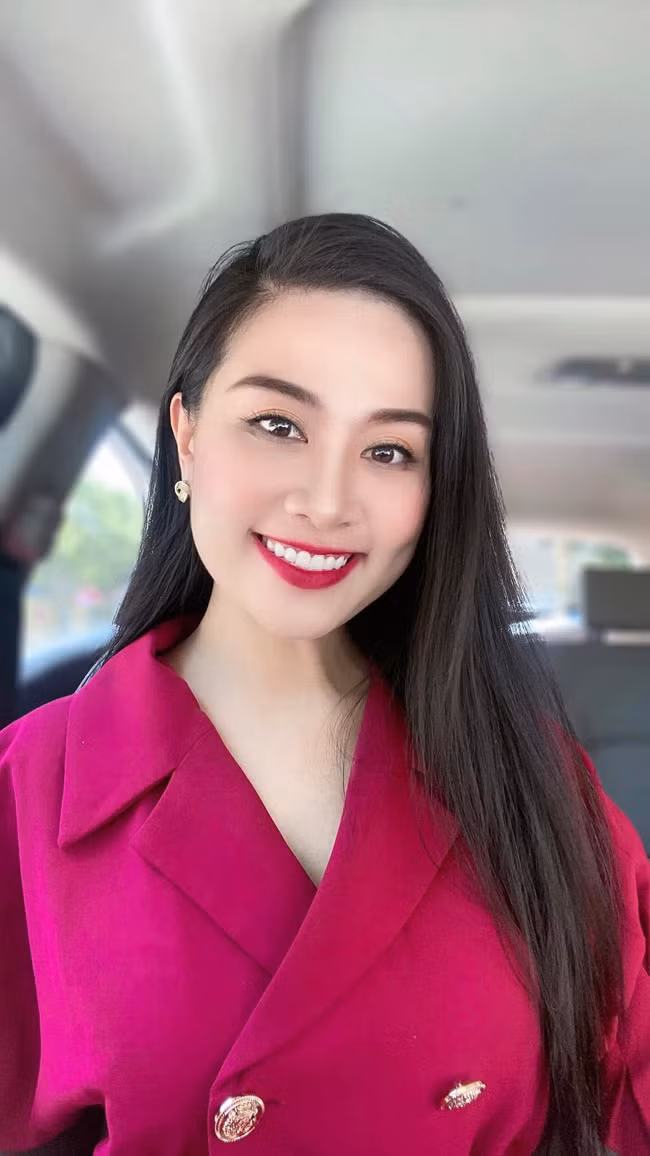 Hà Phương còn là người phụ nữ biết quan tâm, chăm sóc bản thân.