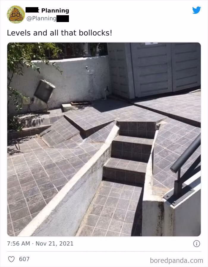 Một chiếc vỉa hè khiến người đi đường "rối loạn tiền đình".