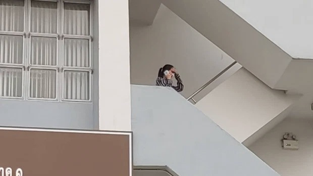 Quan ly Tangmo 'Chiec La Bay' thua nhan lua nu dien vien di 'tiep khach' o khach san?-Hinh-4